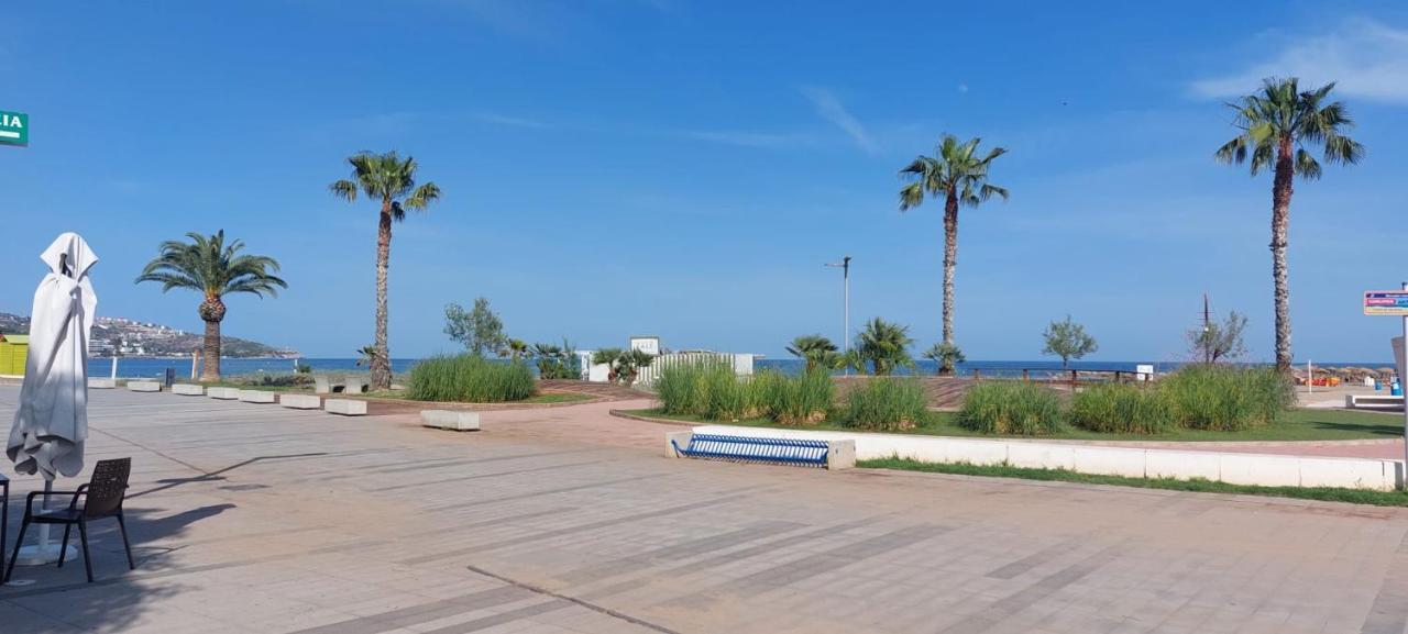 Casa Adosada Gran Avenida Con Billar เบนิสกัสซิม ภายนอก รูปภาพ